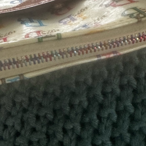 Dooney & Bourke Cross Body - Picture 12 of 16